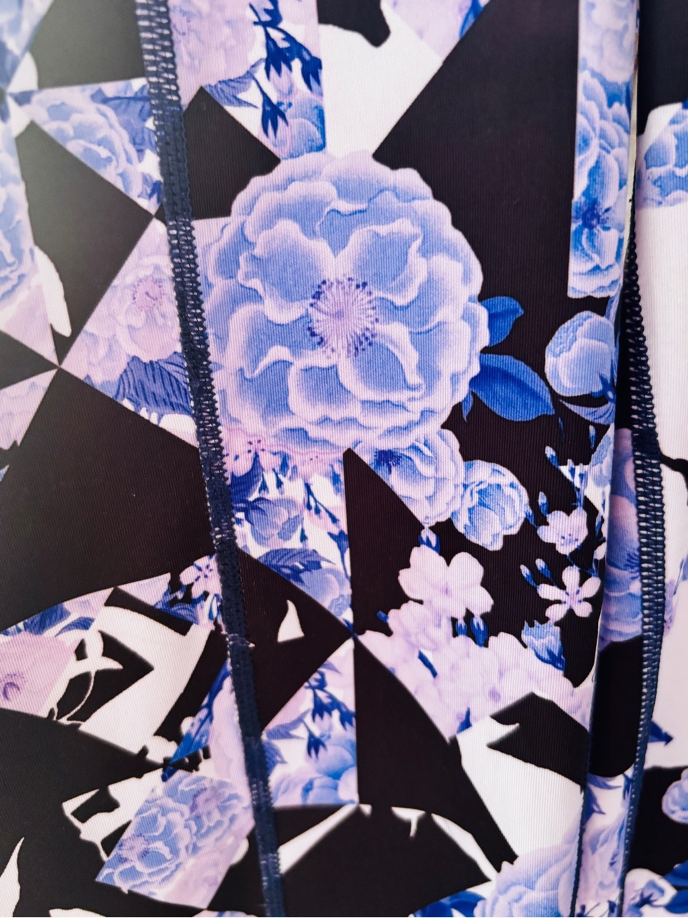 Nike Women’s Floral Geo Leggings - Navy, Purple, Black - Picture 4 of 6